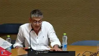 Defining Antisemitism \\ Defining Antisemitism between History and Politics