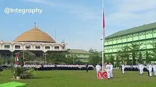 Pengibaran Sang Merah Putih di Pesantren Ar Raudlatul Hasanah HUT RI ke 79 th
