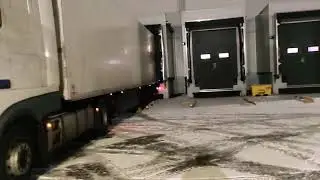Вождение фуры в гололед