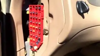 Ford Explorer 1995-2001 Fuse Box Location
