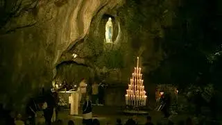 🔴Lourdes+ | Le Sanctuaire Notre-Dame de Lourdes en direct.