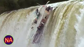 The Crew's Boat Goes Over the Waterfall | Anacondas: The Hunt for the Blood Orchid | Now Action