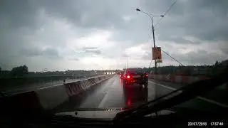 Жуткий ливень и отказывающие дворники на 4 минуте)