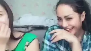 Antara  janda  dan  perawan