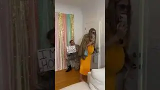 Soldier hides behind door to surprise wife 🥹