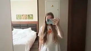 гаечка забыла надеть штаны
