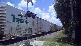 CSX Tropicana Train Oranges Hauling Ass