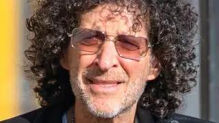 These Stars Can't Stand Howard Stern & It's So Clear Why