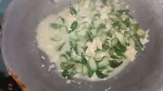 ผัดบวบกินข้าวกันครับ