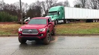 Tacoma TRD 4x4 pull out stuck 18 wheeler