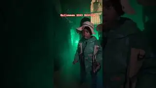This is spookiest night and we went trick or treating with friends | Halloween crawl in Brooklyn