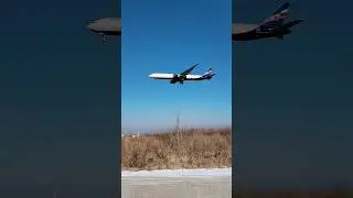 Boeing 777-300ER "Аэрофлот" посадка во Владивостоке. Рейс SU-1702.