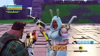 SCAMMER GETS HIS OWN ASS HANDED - FORTNITE (EPIC MOMENTS)