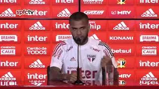 daniel alves diz que Diniz ensina como ser um bom amante kkkkk meme