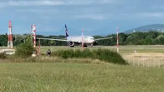BOEING 777-300 / AEROFLOT-RUSSIAN AIRLINES DEPARTURE GVA AIRPORT