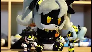 J Playing with figurines
