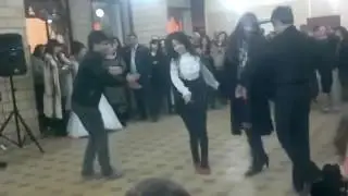 Лезгинка девушка всех потанцывала