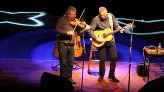 Tommy Emmanuel w Irish Rovers fiddler, Gerry OConnor