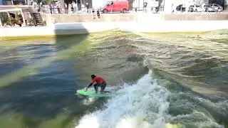 NEW, Rif010 Surfing in the city