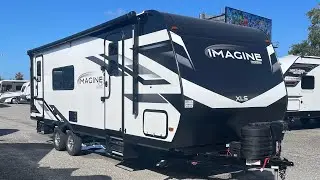 The PERFECT Couples Trailer for HALF TON VEHICLES!
