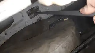 Как открыть багажник, если сломался замок? ГАЗ 3110.
