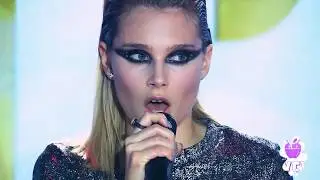 SOY LUNA 2 - Ambar Canta "Catch Me If You Can" En El Open Music