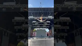 #aerialist #aerialstraps #straps #aeriallops #loops #aerialtraining #aerialcombo #circus
