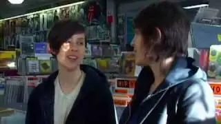 Tegan and Sara - What's in my bag
