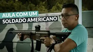 Aula de tiro com soldado americano