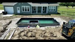 Can you show us an Imagine Pools Exquisite 30 with Integrated Spa?
