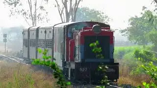 MORNING NARROW GAUGE TRAIN TO BILIMIRA APPROACHING TO DHOLIKUVA