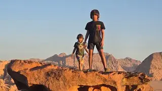 مغامرتنا في وادي رم – تجربة تخييم بيئي في مخيم قمرة وجولة رباعية | Wadi Rum Eco Camping & Adventure