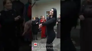 Девушка в черном взорвала Танец 🔥👏