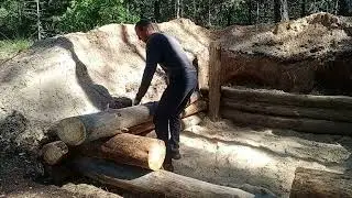 Construction of a log house alone without a network  Quick food over a fire  Bushcraft  Survival