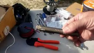 Two Way Radio Battery Connections