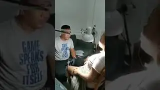 Mancerrr..Muncrat Ketika di Tatto 