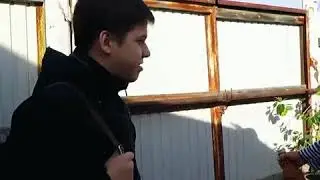Бухой батя учится драться
