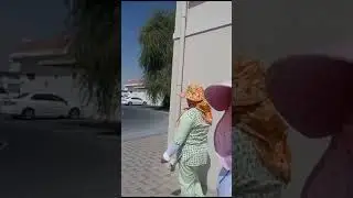pupunta ng sari sari store bibili ng bihon..