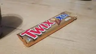 Шоколадный батончик Twix Xtra