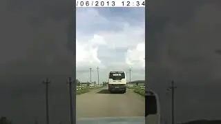 Авария на жд переезде  