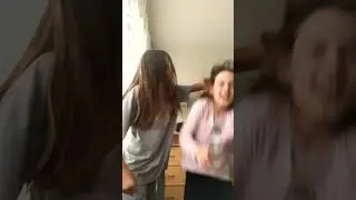 😭