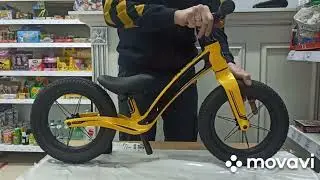 Фиксация рулевой колонки беговела Danki Drive ( как зафиксировать руль беговела Danki Drive )