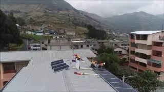 Sistema de Energía Solar con Conexión a Red 7kWp - Quito Ecuador