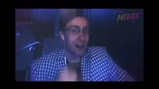 На случай важных переговоров.
