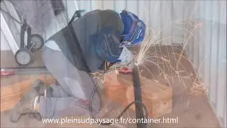 Transformation aménagement container maritime / Shipping container conversion.