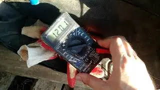 The readings on the pulsation multimeter are jumping (Scooter. Moped. Motorcycle). Battery. Gener...