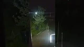 Фонарь с Али Экспресс под батареи Макита. Тест на улице ночью