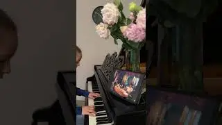 Александра (из кинофильма «Москва слезам не верит») кавер Полины #twofremds