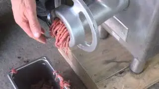 Hobart Single Phase Meat Grinder Working at Perfection!