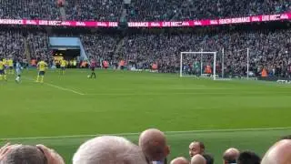 Sergio Aguero miss penalty vs. Everton